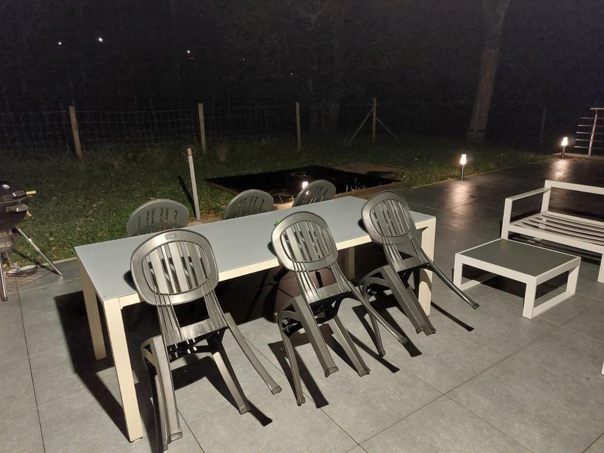 Le Reposoir Maison Spacieuse Avec Feu Au Bois Bertogne Dış mekan fotoğraf